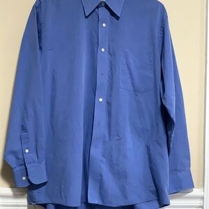 Van Heusen Men’s Blue Wrinkle-Free Dress Shirt Long Sleeve 17/34-35”